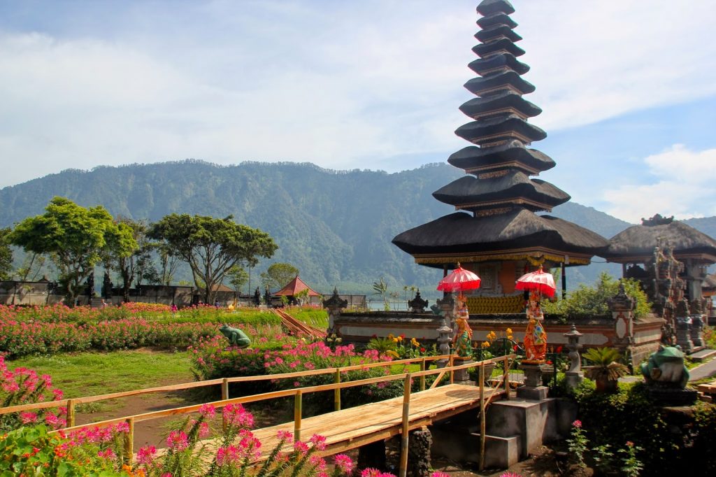 Bali Central, Indonesia, Travel Drift