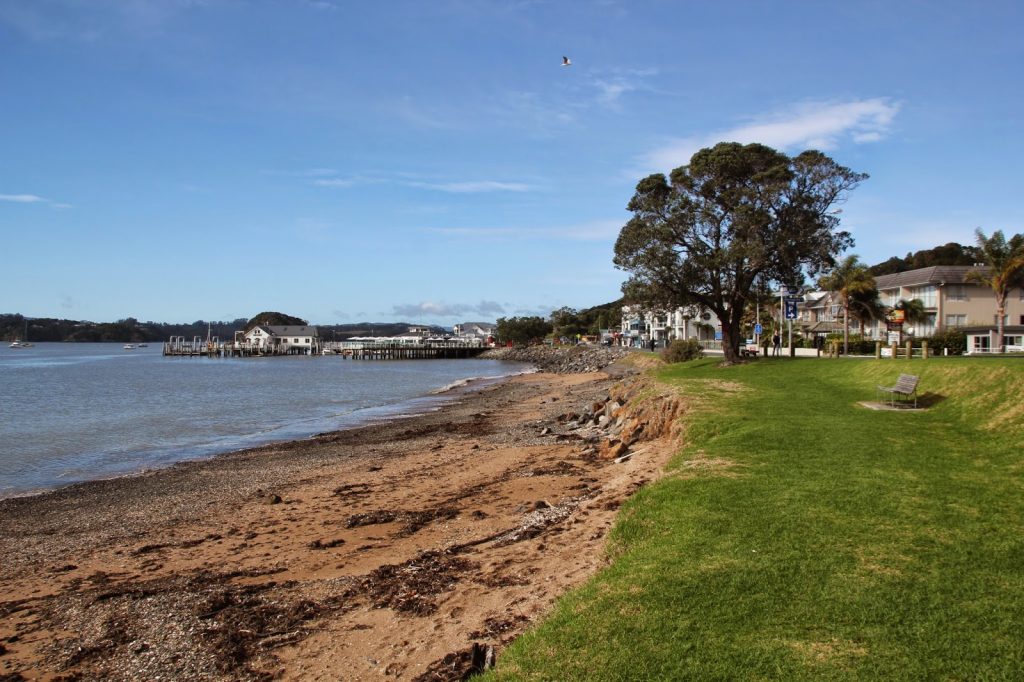 Paihia, New Zealand, Travel Drift