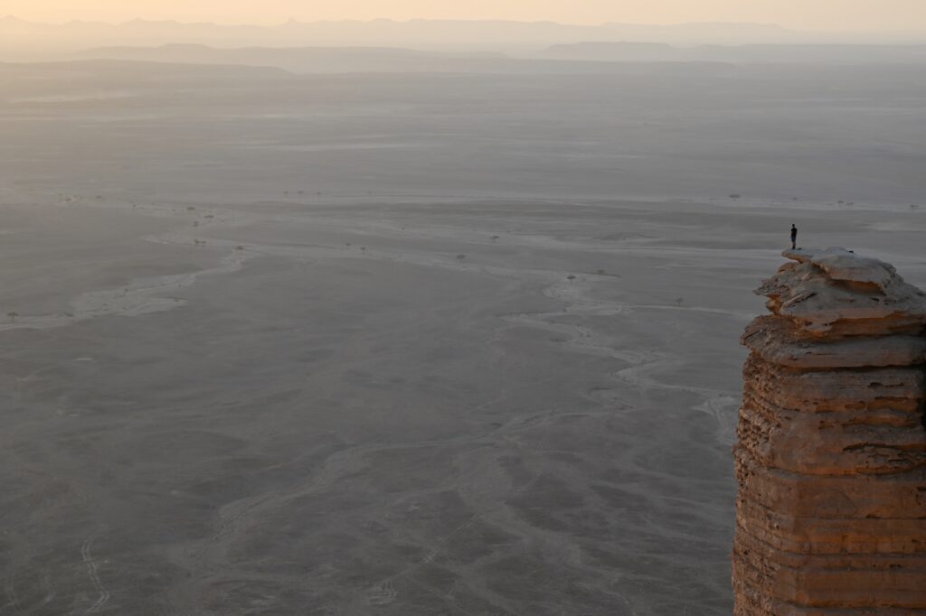Jebel Fihrayn, Saudi Arabia, Travel Drift